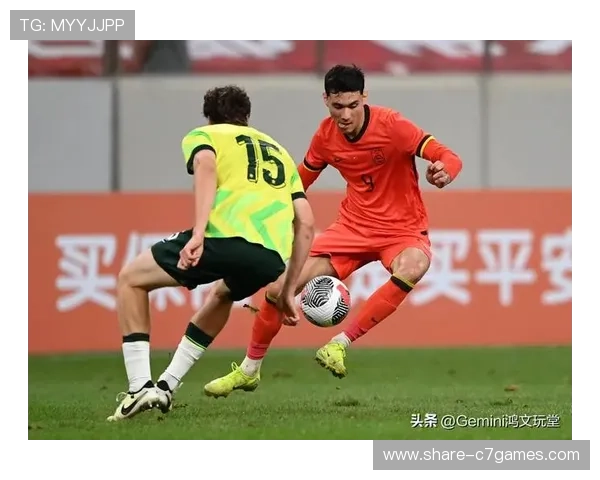 中国足球队备战亚洲杯 主教练透露目标是突破四强再创新辉煌